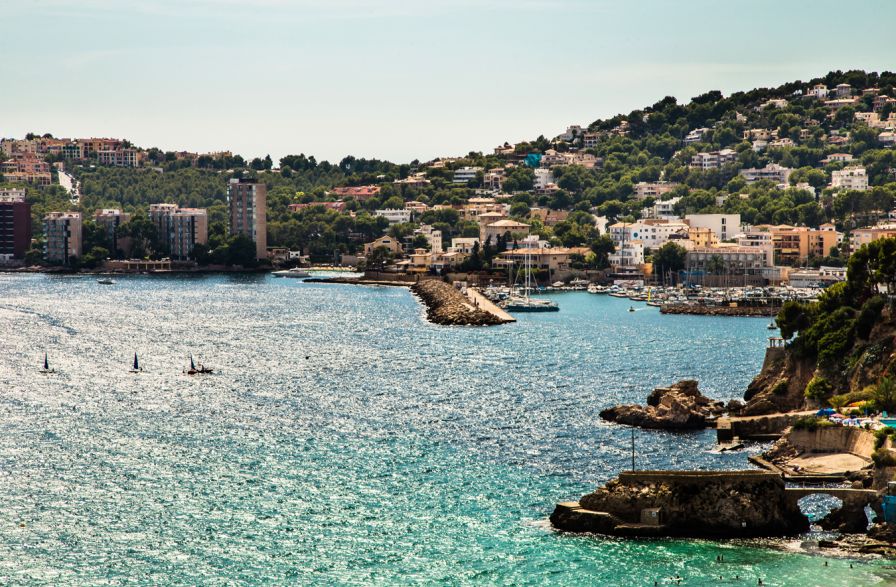 Cala Mayor